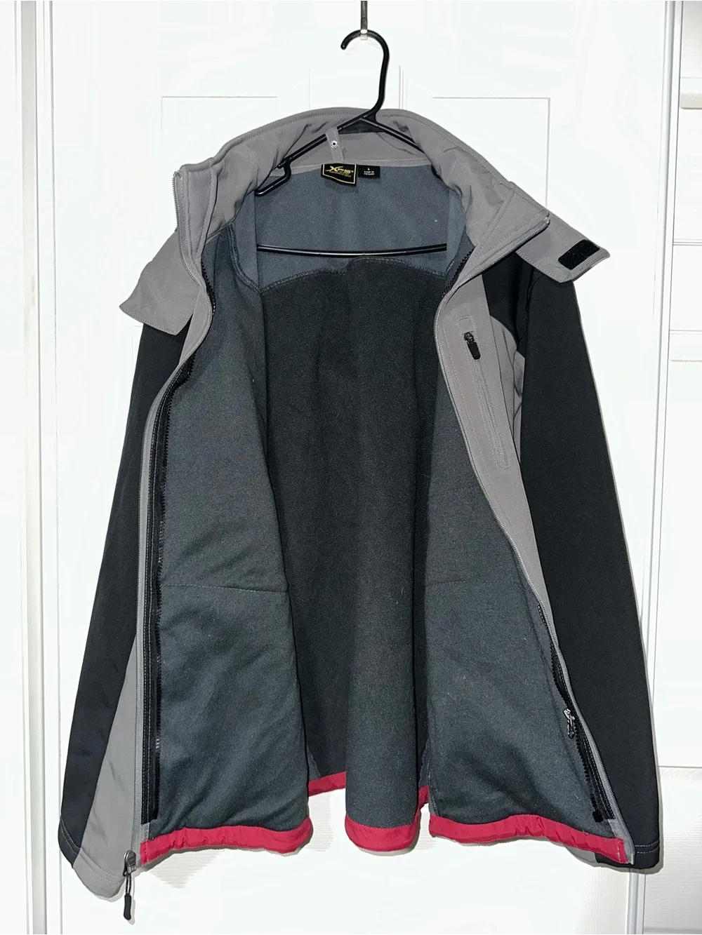Bass Pro Shops XPS Gray Softshell Jacket Outer Shell Only Men's Large